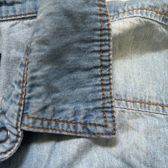 Ci Sono Western Pearl Snap Denim Shirt Womens M Faded Elbow Patch Boho Roll Tab - Picture 4 of 16